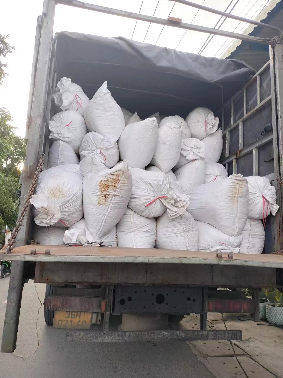 越南胡志明出口货物需要什么资料？